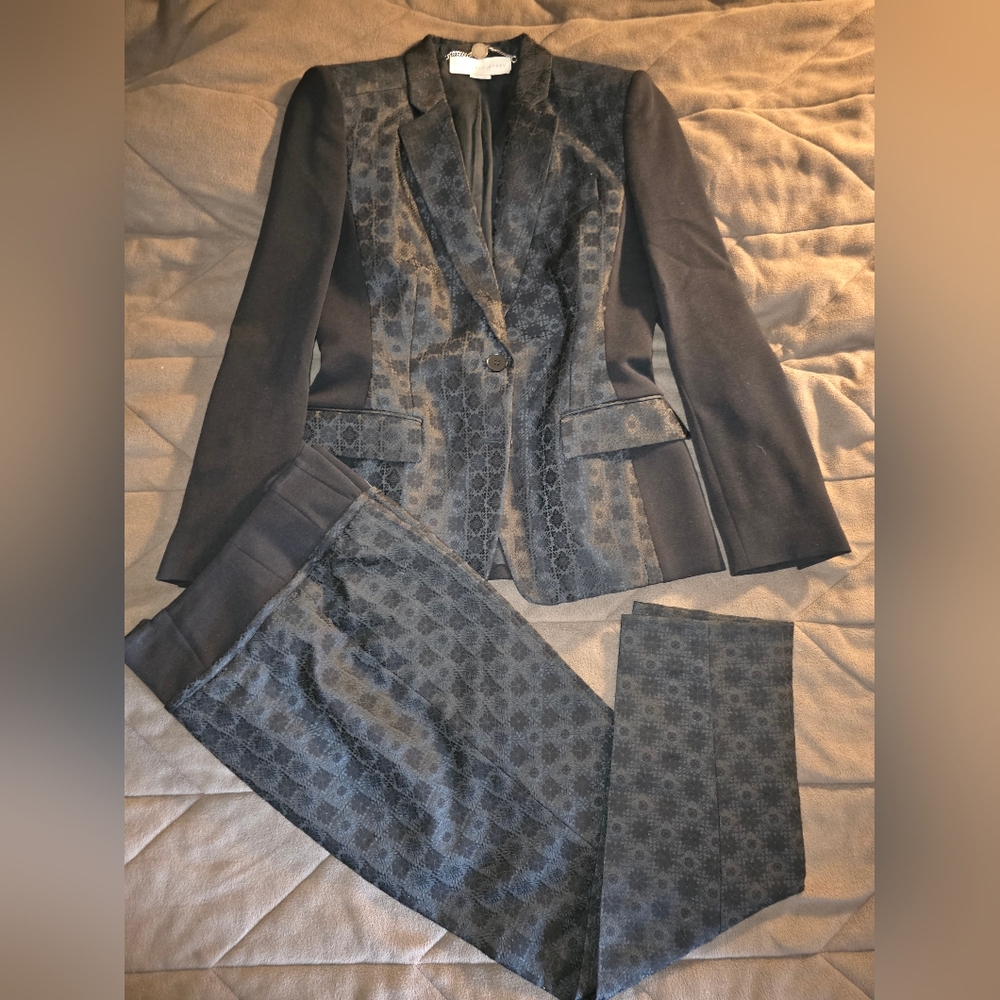 Stella McCartney LUXURY ITEM! The Fellini Brocade 2pc Suit In Black. B-42/P-44.